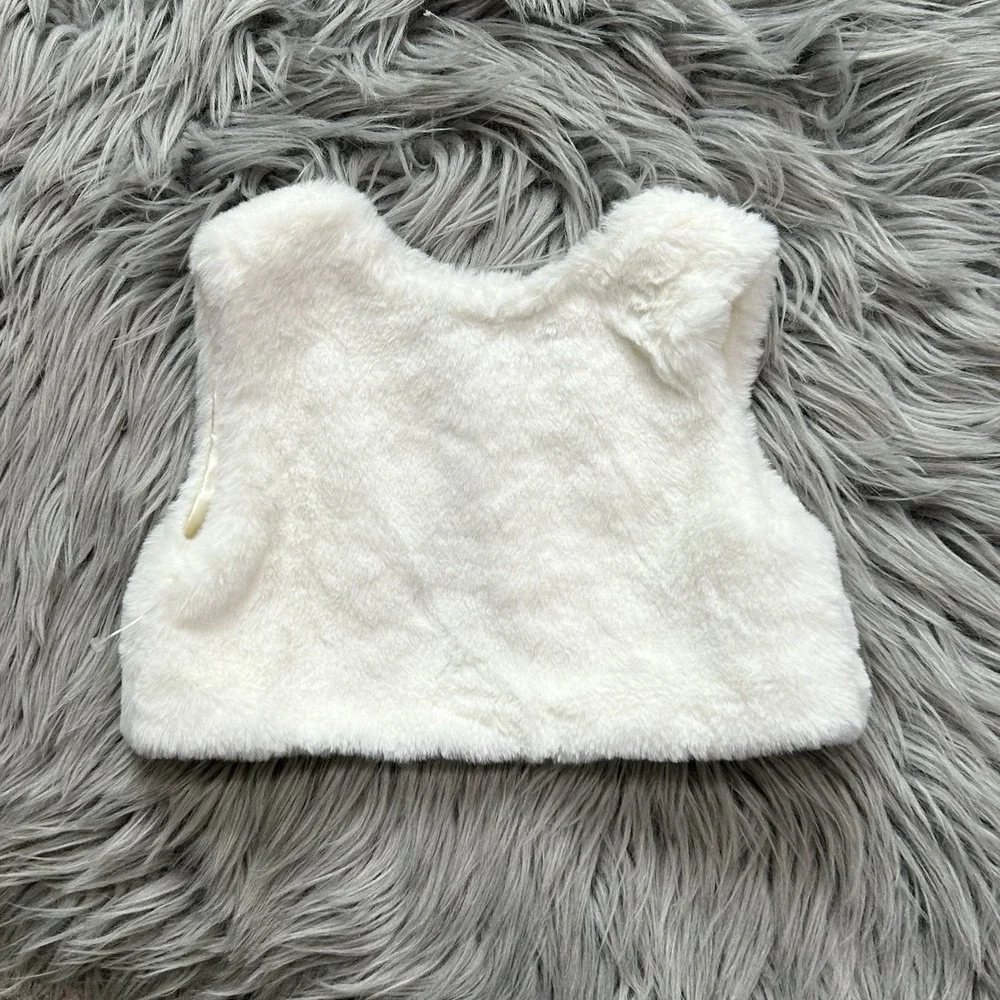 Children's Place Baby Girls White Faux Fur‎ Vest Size 3-6 Month